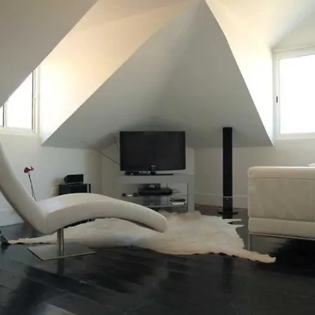 Evidencia Suites Bairro Alto شقة *